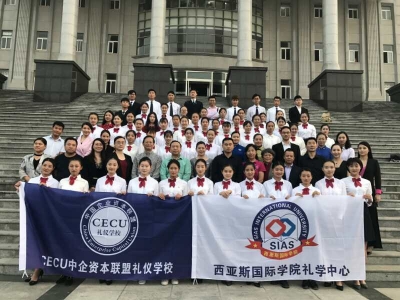 ���������A�Y�Ļ��߷�Փ�������ݴ�W(xu��)����˹��(gu��)�H�W(xu��)Ժ�Y�W(xu��)���Ľ��ƃxʽ