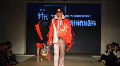 ��Ӣ��W(xu��)��ͬ�_���㡱���b չ�F(xi��n)�Ļ������ɹ�