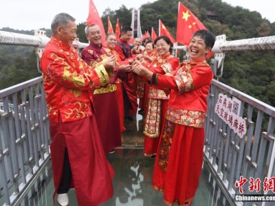 �L(zh��ng)ɳ�����ļ��w��(f��)�ŽY(ji��)����ӭ���(y��ng)