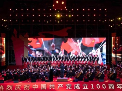 ���ݴ�W(xu��)�e�k���h�������С�ϵ�л��(d��ng) �cף�h�İ����A�Q